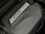 軽量コンパクトな直列4気筒BMWツインパワーターボディーゼルエンジンは地球に優しくパワフルです。