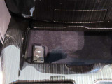 USB端子付きです。