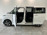 お客様にぴったりなおクルマをお選びいただけますように様々な展示車をご用意致しております!ダイハツの軽自動車だけではなく、他メーカー車やコンパクトカー・ミニバンなども数多く取り揃えております!