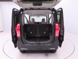 納車の前にはエンジンオイル、オイルエレメント、エアクリーナー、クーラント、バッテリー、ワイパーゴムのチェックまたは交換を行います!
