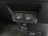 運転席と助手席にはシートヒーターも付いています!