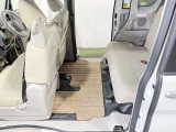 2年間無料・納車クリーニング・除菌・ウィルス99.9%除去など特典がたくさん。自社の指定整備工場完備!