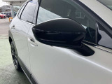 ウィンカーがドアミラーに内蔵されています。ドレスUP効果が主ですが、周りの車からも気づいてもらい易いので、安全性もにも繋がっています。