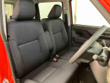 たとえばダイハツのお店にある、たくさんのスマアシ搭載車は、正常に作動する事をしっかり確認します。
