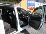 純正ナビ 追突軽減ブレーキ サイドカーテンエアバック 両側パワースライドドア 禁煙車 フロントドラレコ レーンキープアシスト スマートキー2個 ETC バックカメラ オートLEDヘッドライト 2列目窓カーテン