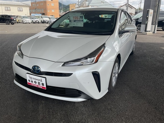 プリウス 1.8 S E-Four 4WD
