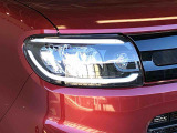 ☆オートライト機能☆車外の明るさに応じて自動的でヘッドランプを点灯および消灯します。夕暮れ時やトンネルなどで便利です!