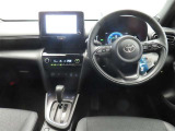 ぜひ展示車の運転席に座ってみてください。