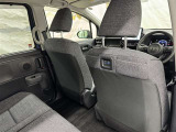 運転席後ろ側です。