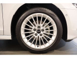 ホイールサイズは17インチとスポーティーなモデルとなっています。