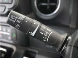 ◆ウォッシャー付間欠リアワイパー(リバース連動)◆バック時に、フロントワイパーに連動して作動!