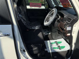 ファブリックで包み込んだベーシックなシートです。通気性が良くて蒸れにくい上に、保温性も高いので冬場でも冷えを感じにくいです♪