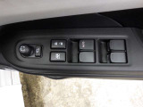 お問い合わせは携帯やスマホからも可能な無料通話ダイヤル 0078-6002-785447をご利用下さいませ。