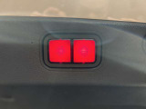 スタッフ全員が自動車保険の資格を保有しており、万が一の事故の際のサポート体制を整えております。メルセデス・ベンツ自動車保険プログラムをご用意しております。無料証券診断を行います!