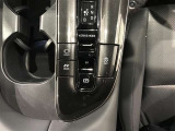 電動パーキングブレーキを搭載。スイッチ操作でパーキングブレーキを作動・解除することが可能ですので、操作の力が不要ですよ♪