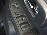 ◆パワーウィンドウスイッチ◆運転席から全席の窓の開閉操作を行うことが出来いつでも換気ができます!