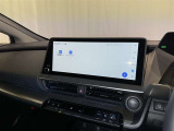 ディスプレイオーディオを装備。スマホとクルマをつなぐことで、これまでのナビに加えて、いろんなサービスが楽しめます。