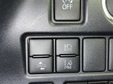 オートマチックハイビームとは、先行車や対向車のライトを認識し、ハイビームとロービームを自動で切り替える機能です。夜道の視界を確保します。詳細は販売店スタッフまでおたずねください。