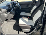 禁煙車です。シートの汚れも臭いもほとんど気になりません。