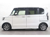 このお車はホンダ純正光脱臭・抗菌加工を納車前に致します。光触媒消臭は光触媒と銀イオンにより消臭とウイルス除菌や抗菌効果のダブル効果で車内を快適に保ちます。