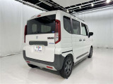 女性に人気の軽自動車!初心者でも運転しやすく小回りもききます!