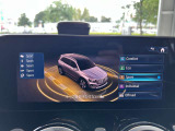 バックカメラにより駐車時の後方確認も楽にできます。