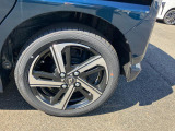 安全・安心な走行のために、納車前にダイハツのクルマを知り尽くしたエキスパートが基本性能に関わる機能や状態を徹底的に点検。消耗部品の交換など法定12ヶ月点検相当の点検・整備を実施しております