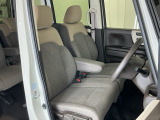 当車両は、次のお客様に気持ちよくお乗りいただくため、専門スタッフによる【徹底シートクリーニング】を施工済みです!