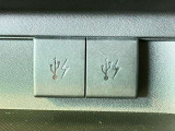 USB/充電用ソケット