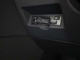 ETC車載器が搭載されているので、高速道路の乗り降りもノンストップで通過できます♪