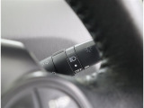 <AUTOライト>周囲の明るさをセンサーでキャッチして、ヘッドライトを自動的に点けてくれる賢い機能です!