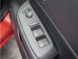 ◆パワーウィンドウスイッチ◆運転席から全席の窓の開閉操作を行うことが出来いつでも換気ができます!