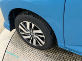 カッコいいデザインのアルミホイールです!