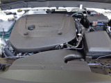 インタークーラー付ターボチャージャーDOHC4気筒エンジン。[ガソリン]+電気モーターにより経済的で、小気味良いドライビングをお楽しみいただけます。ぜひ、プラグインハイブリッドシステムをご検討下さい。