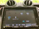 画面に複数の音源や設定項目が並び、使いたいメニューを確認しやすい表示です。ラジオやBluetooth Audioなどを選べる構成で、気分や利用シーンに合わせて活用できます。
