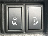 【両側パワースライドドア】スマートキーや運転席のスイッチで後席両側スライドドアの開閉が可能♪電動だから力を入れてドアを開ける必要が無く、小さなお子様でも簡単に開け閉めでき快適です♪