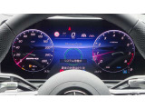高いレベルの知性を備えたメルセデスの「インテリジェントドライブ」は、ドライバーの疲労を軽減し、安全かつ快適なドライブの一助となります。