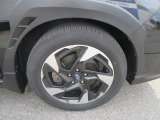 225/55R18