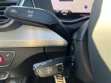 パドルシフト・レーンアシスト・アダプティブクルーズコントロール装備。ステアリングスイッチにてバーチャルコックピットの操作可能。