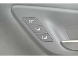 シートボジションメモリーが搭載されており、運転者によってシートやミラーの角度等を登録する事ができます。