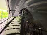 お車を安心してお乗りいただく為には、足回りの定期点検が欠かせません。サービスサポート(有償保証)では無料点検もご提供しており、安心のカーライフをお過ごしいただけるサポート体制が整っています。