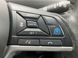 プロパイロットスイッチ。同一車線でのハンドルとアクセルのアシストが可能 長距離ドライブ時に同乗者との会話が弾みます。
