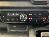 フロント両席にはシートヒーターが付いています!寒い日に便利な装備ですね。