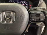 右側のステアリングスイッチはHondaセンシング系のスイッチ他にセレクターホイールを装備。スピードメーター内・マルチインフォメーション・ディスプレーの各表示が確認できます。