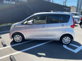 納車前には当社整備工場にて、日産整備士が、車検整備を実施。安心してお乗り頂けますようお渡しさせていただきます。