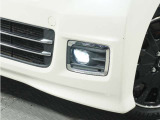 ◆フォグライト◆ 霧などの悪天候時、自車の位置を示すとともに前方や路肩が見えずらい時、近い位置をワイドに照らしてくれます