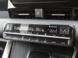 オートエアコンで車内はいつでも快適です♪