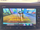【バックカメラ(3モード)】視点を切り替えて後方を確認でき、駐車や車庫入れも安心です。