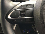 【ステアリングスイッチ】左です。ハンドルから手を離さず、運転に集中したまま手元でオーディオ操作等ができます。