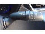 ライトもAUTO機能が付いていて、暗くなると自動で点灯し、明るくなると自動で消灯するので、大変お役にたちますよ!!